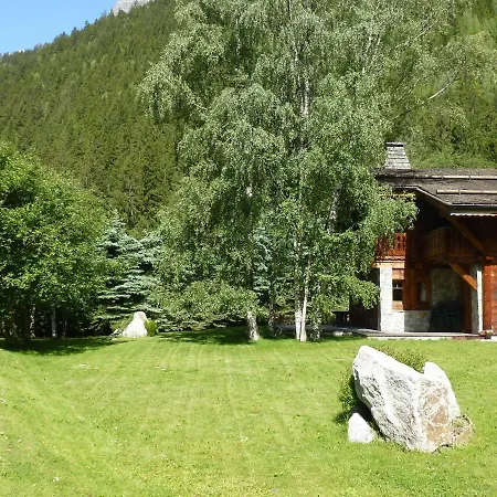 Spacious Chalet That Will Delight Large Families Шамони